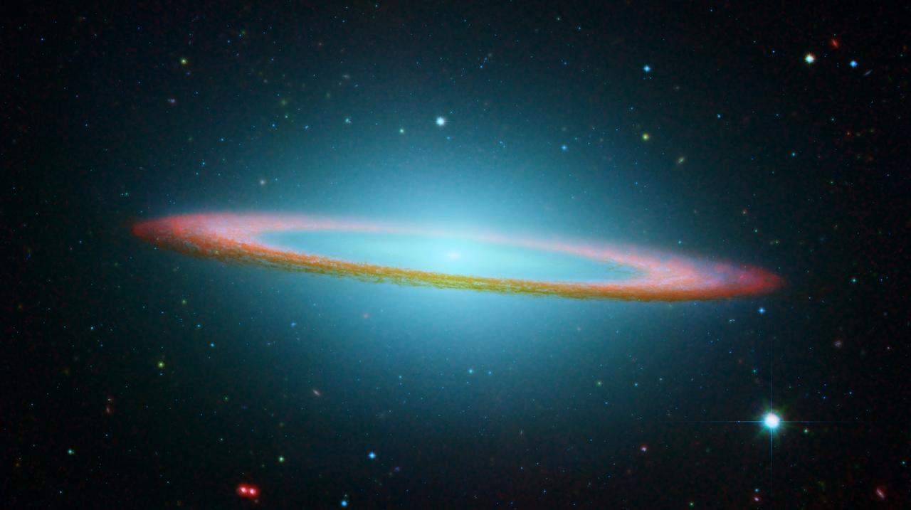 Galaxia del Sombrero (M104) vista casi de canto por el telescopio Hubble
