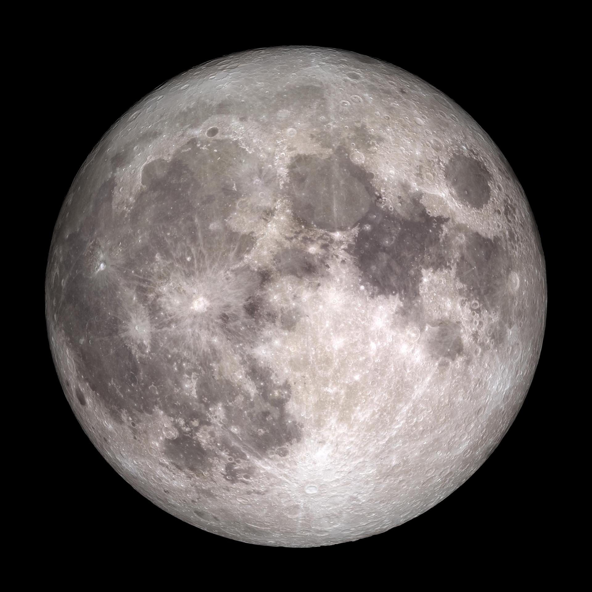 la Luna llena vista por la NASA