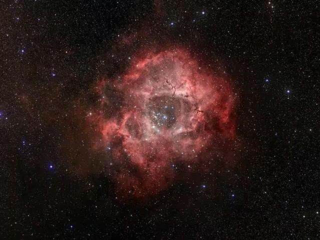 nebulosa Roseta vista en infrarrojo por el telescopio Spitzer